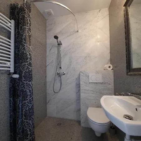 Zlota Roza Bed & Breakfast